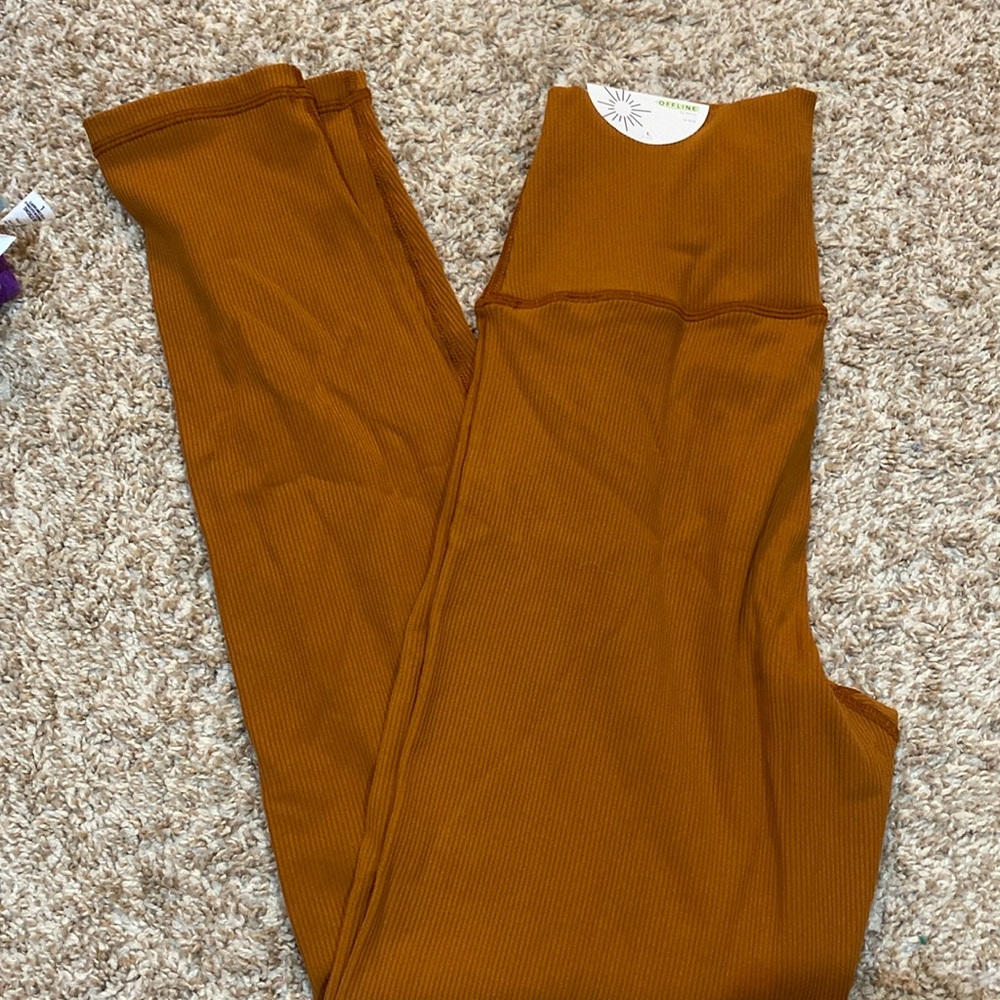 Aerie Women's Leggings in Warm Amber